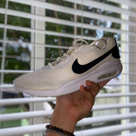Nike Shoes | Nike Air Max Oketo White | Color: White | Size: 8.5 | Anthonii408's Closet